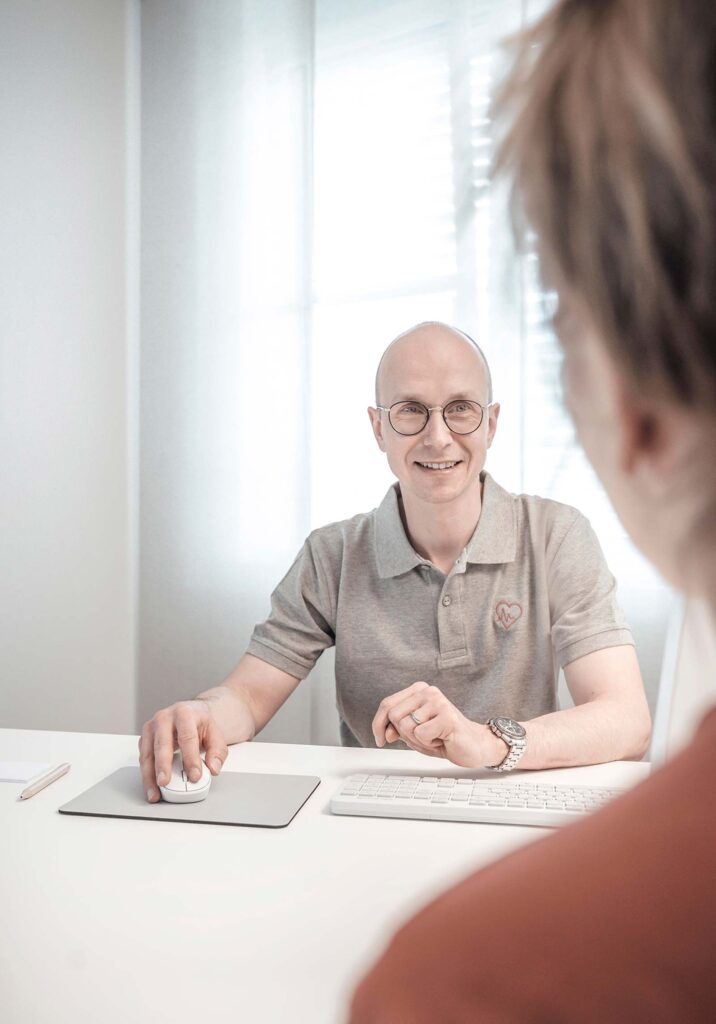 Patientengespräch, Dr. Michael Schwarzl | Kardiologische Praxis Innsbruck, Dr. Schwarzl Patientengespräch, Dr. Michael Schwarzl | Kardiologische Praxis Innsbruck, Dr. Schwarzl